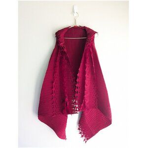 Firmiana Pleated Issey Miyake design type of sleeveless vest